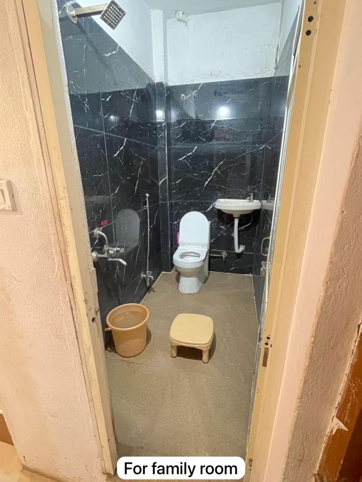 Hotel Amritam Inn Udždžain Exteriér fotografie