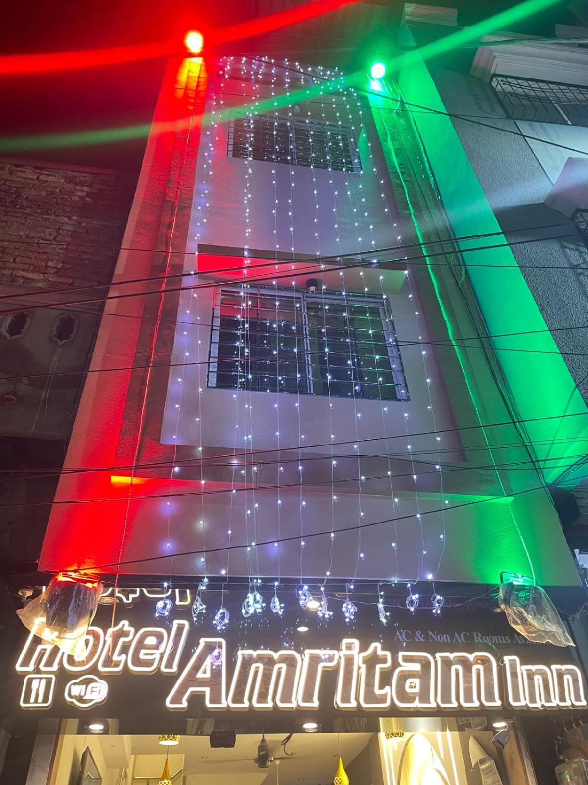 Hotel Amritam Inn Udždžain Exteriér fotografie